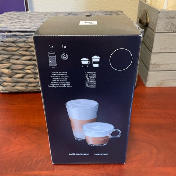 MOVING SALE! Nespresso Aeroccino 3 Milk Frother MSRP $98+ - Picture 2 of 8